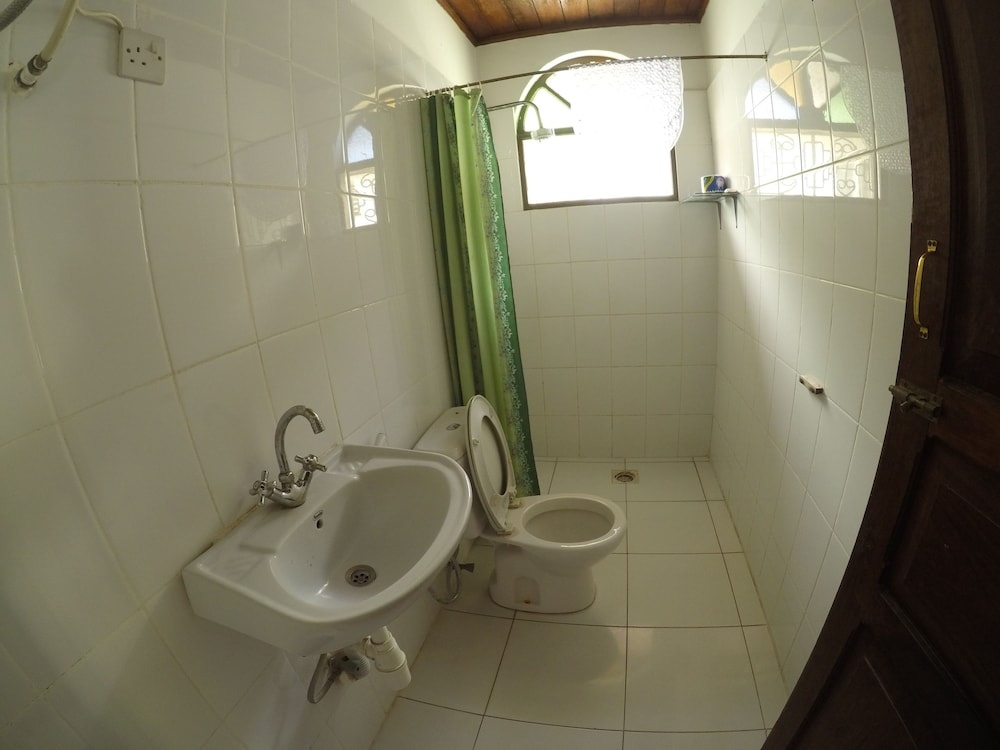 Photo - Garden Lodge