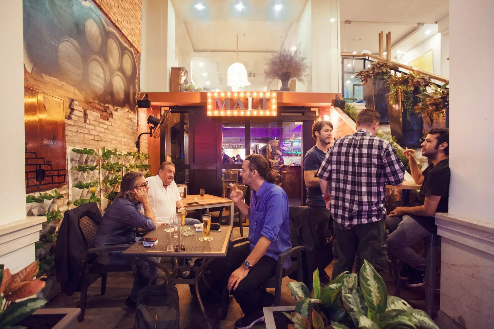 Foto - Asian Ruby Center Point Hotel - Near Nguyen Hue Street