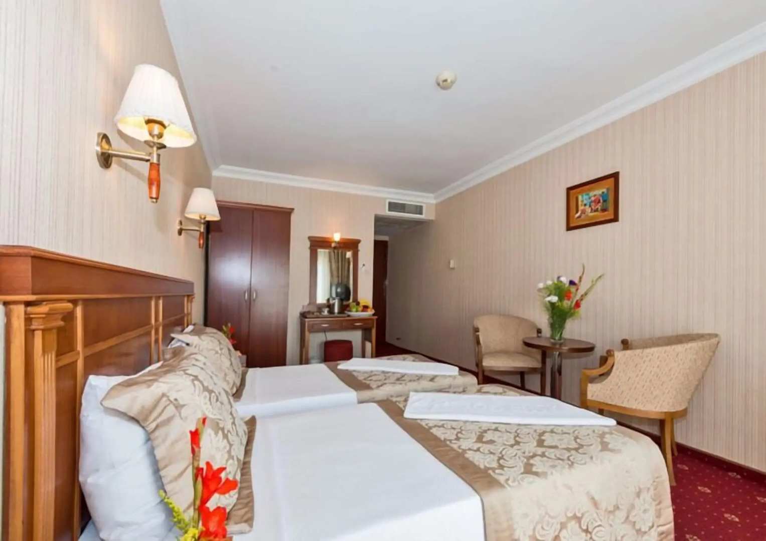 Photo - Vatan Asur Hotel