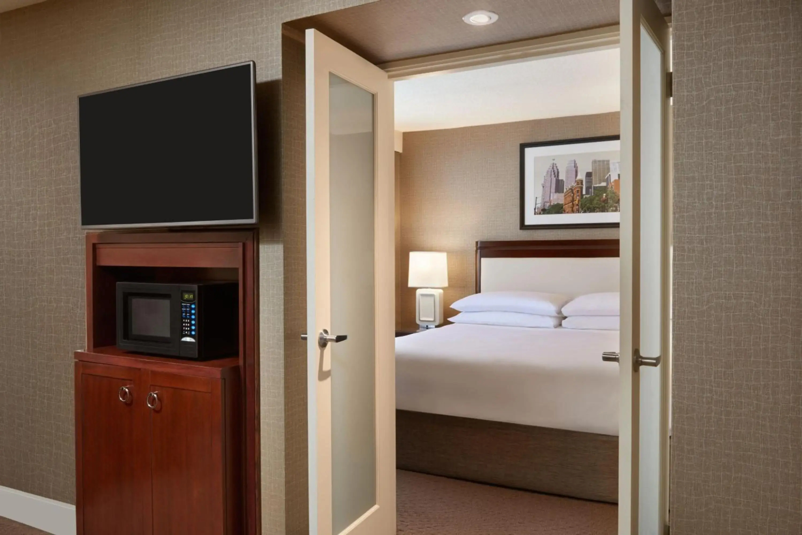 Photo - Sheraton Parkway Toronto North Hotel & Suites