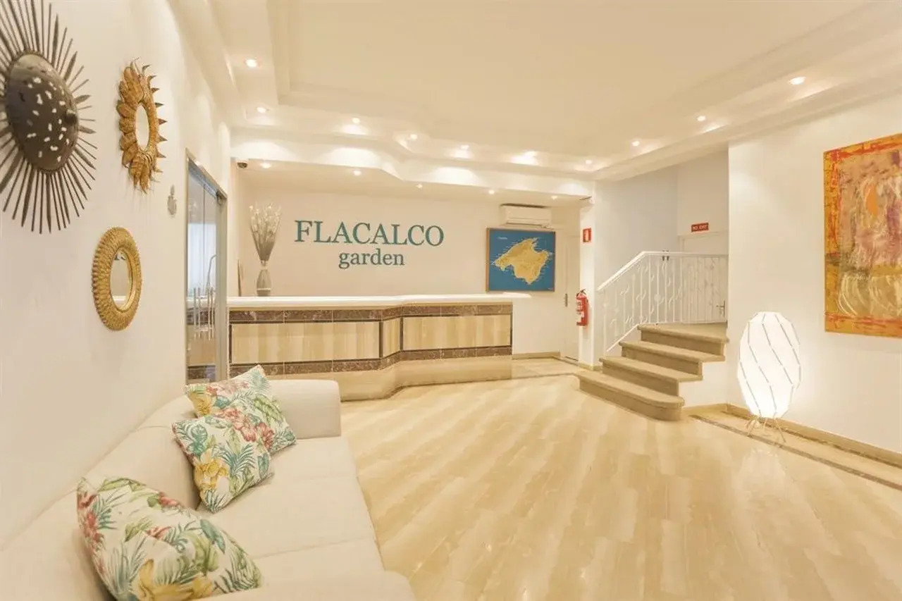 Photo - Flacalco Hotel & Apartments