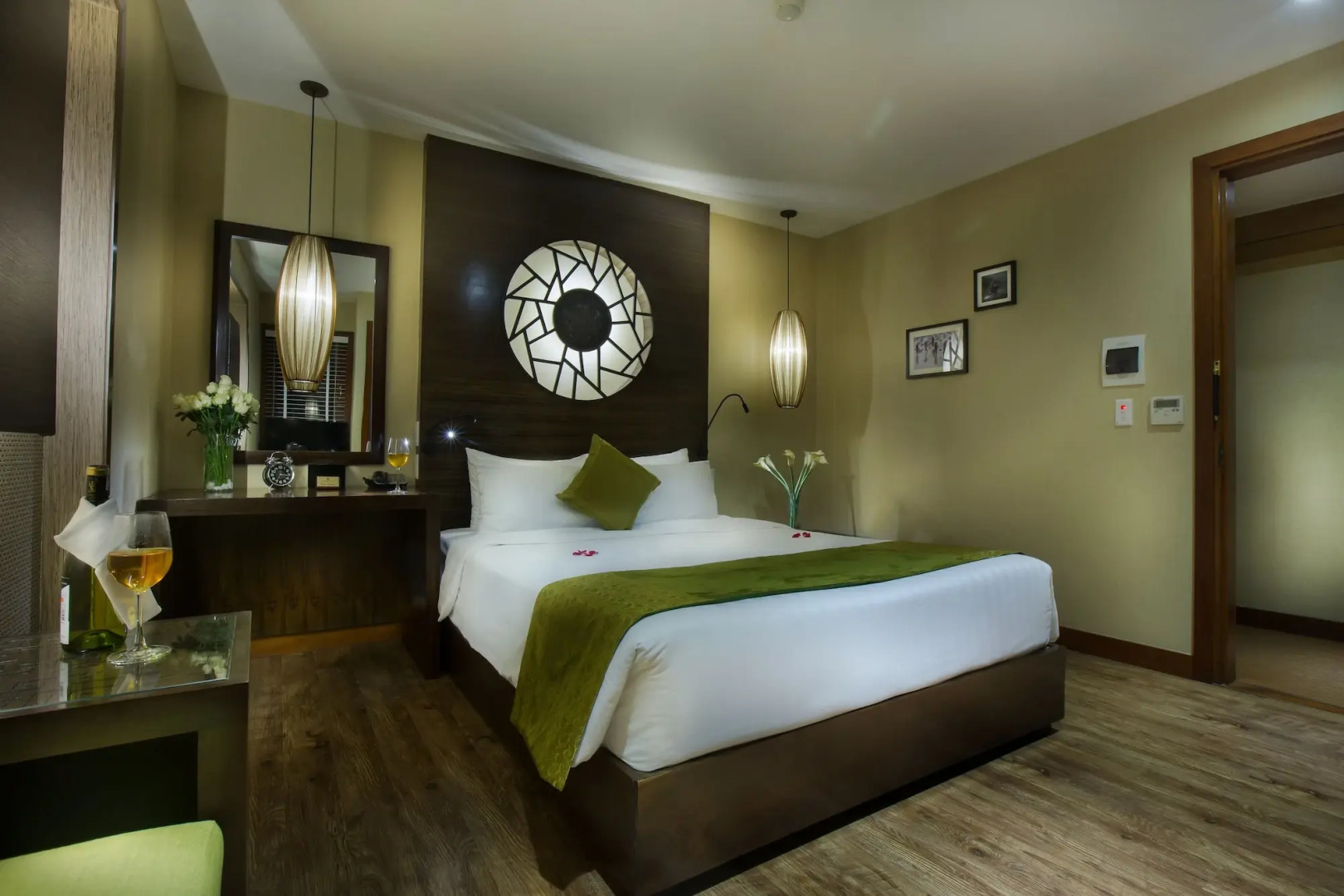 Photo - Oriental Suites Hotel & Spa