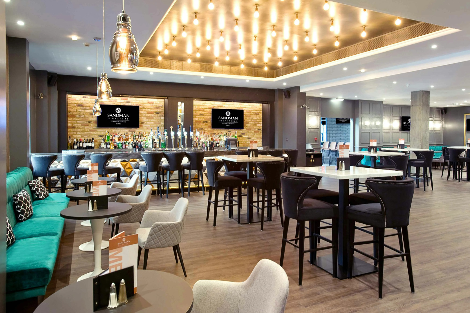 Photo - Sandman Signature London Gatwick Hotel