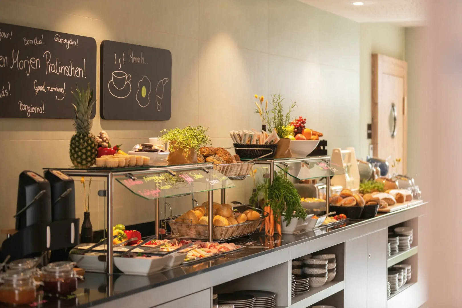 Photo - Holiday Inn – the niu, Mill Cologne Mülheim by IHG