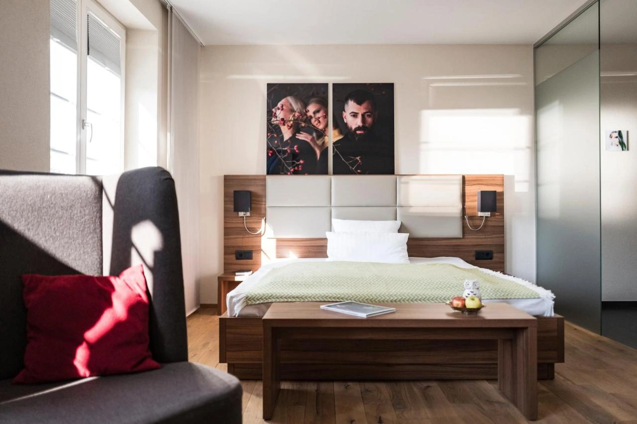 Foto - Kunst-Hotel Drei König am Marktplatz Stadt Lörrach