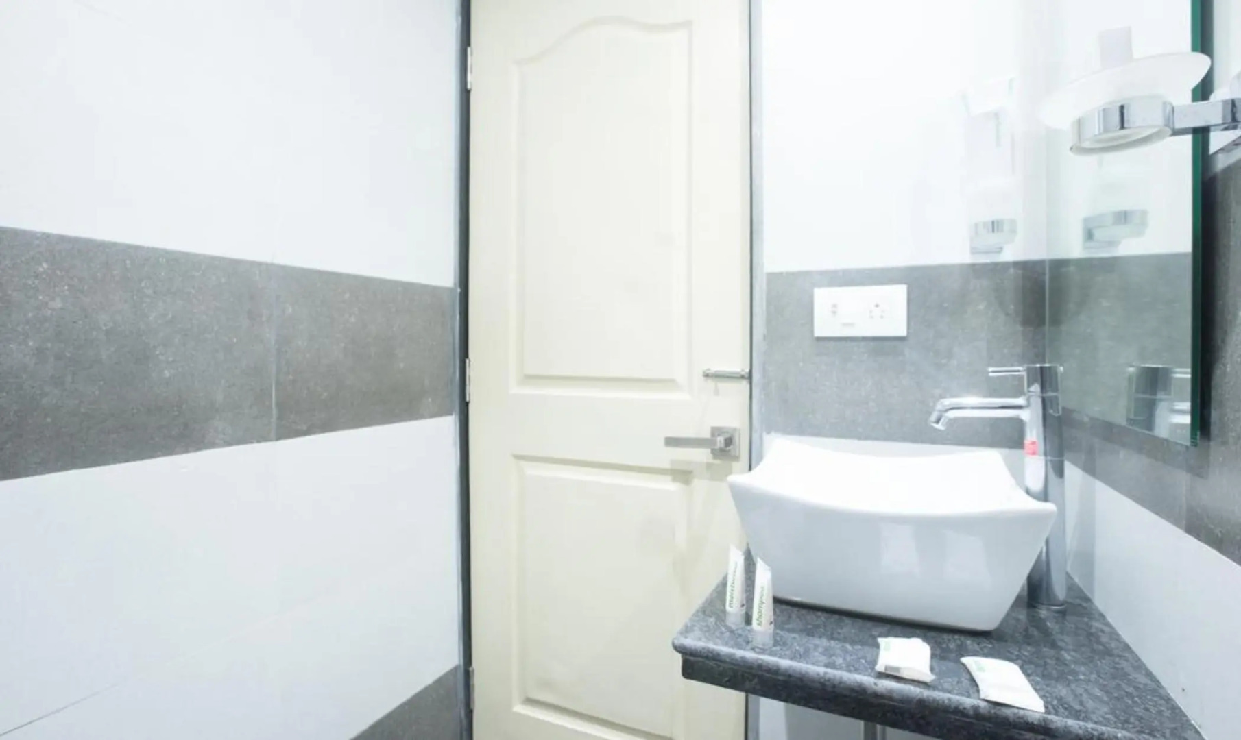 Foto - Treebo Anam International