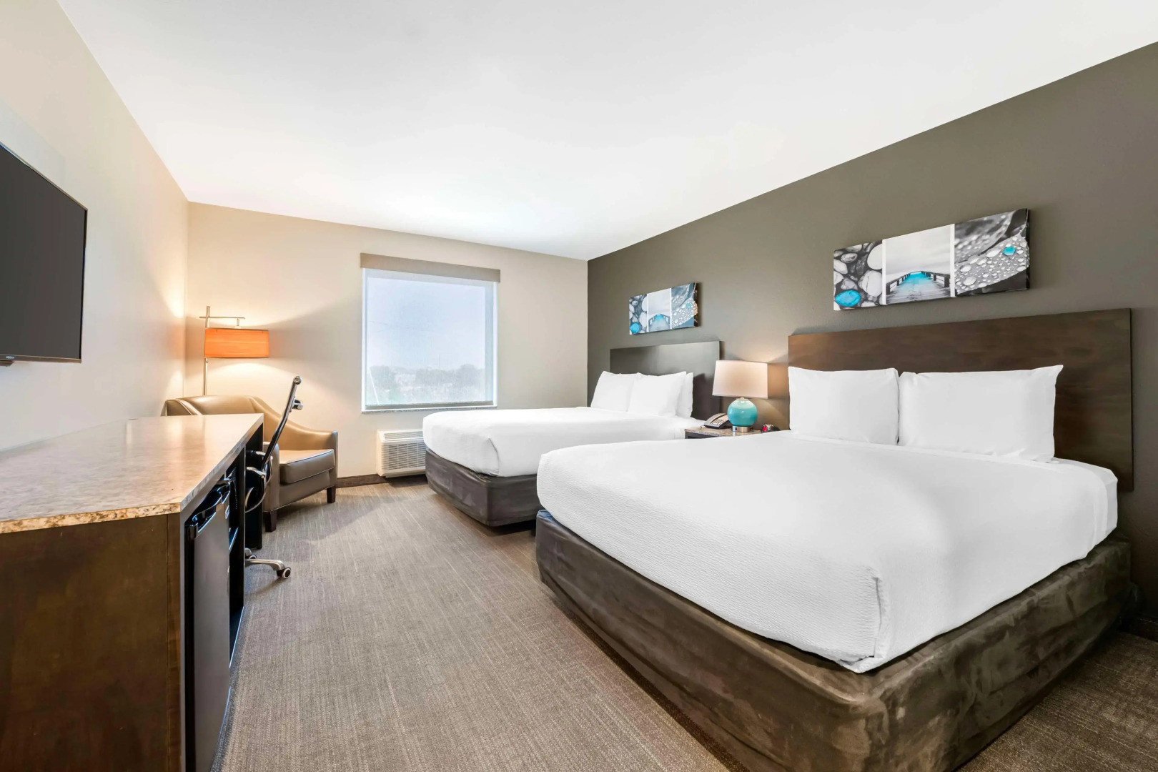 Photo - Magnolia Pointe; BW Signature Collection