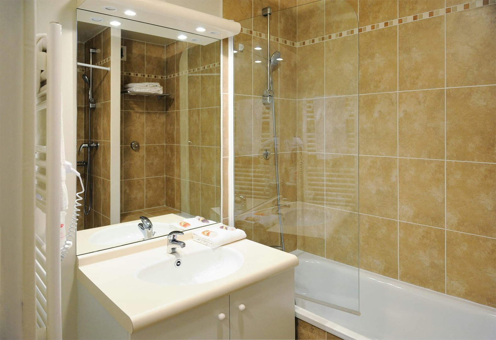 Foto - Residhome Paris Saclay " Bures sur Yvette "