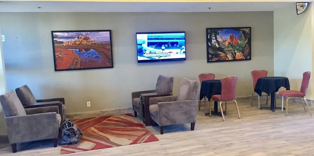 Foto - Travelers Inn