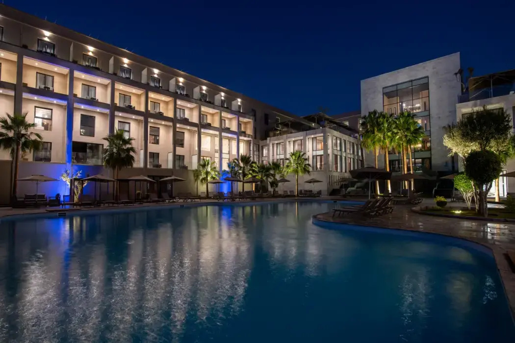 Photo - Dominium Palace