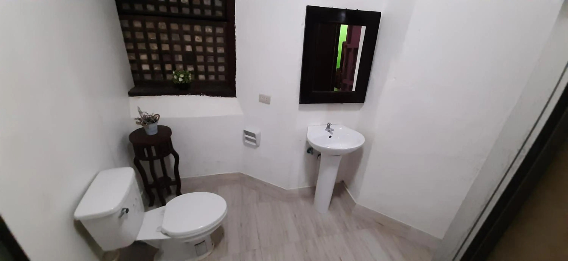 ZEN Rooms Calle Crisologo Vigan