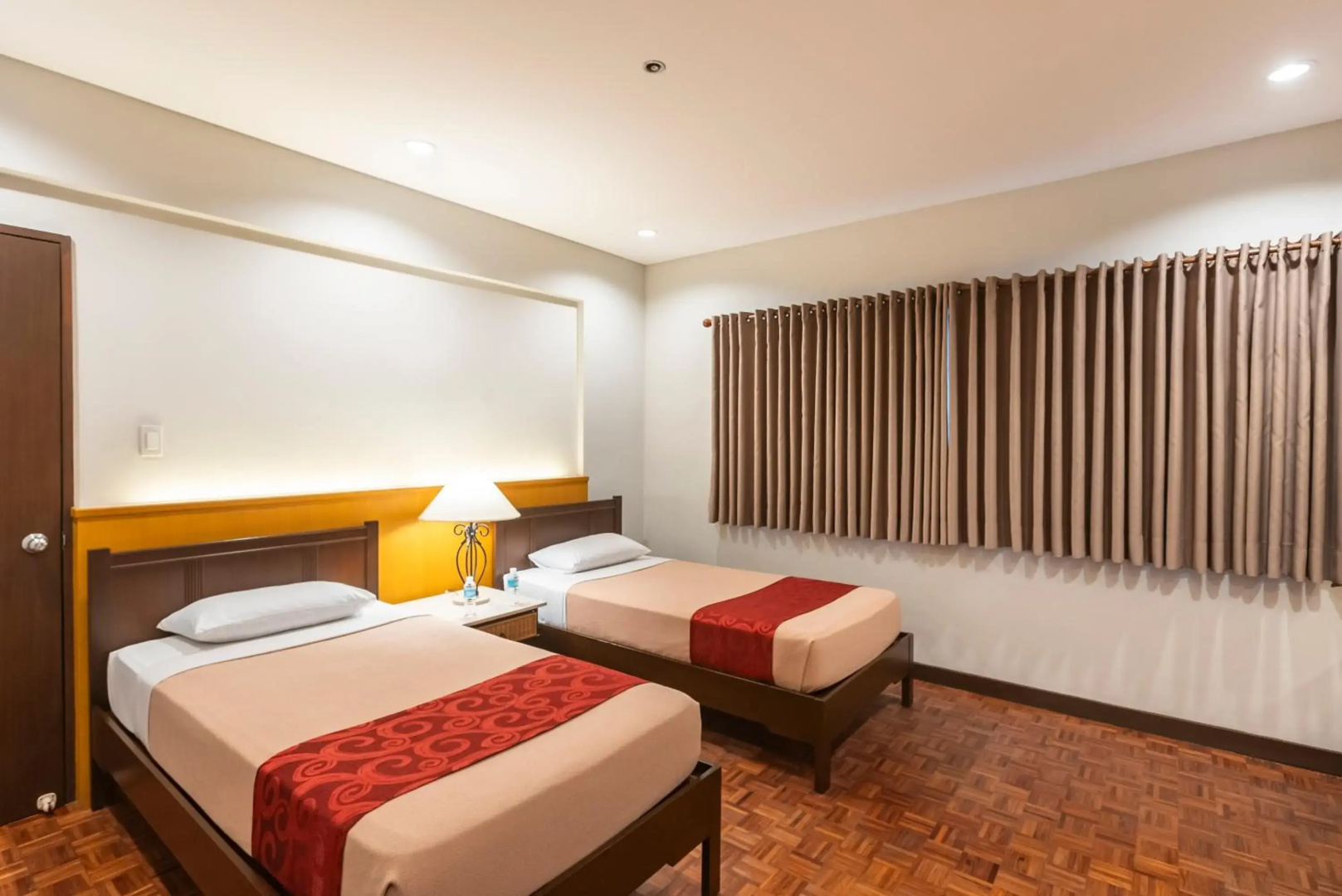 Foto - Tropicana Suites