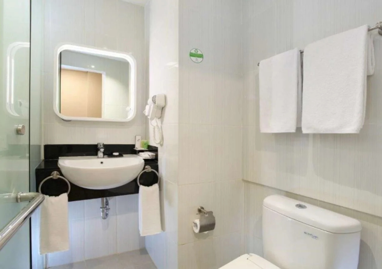 Foto - Zest Airport Jakarta by Swiss-Belhotel International