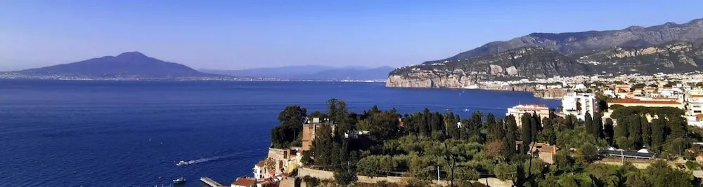 Photo - The White Lodge