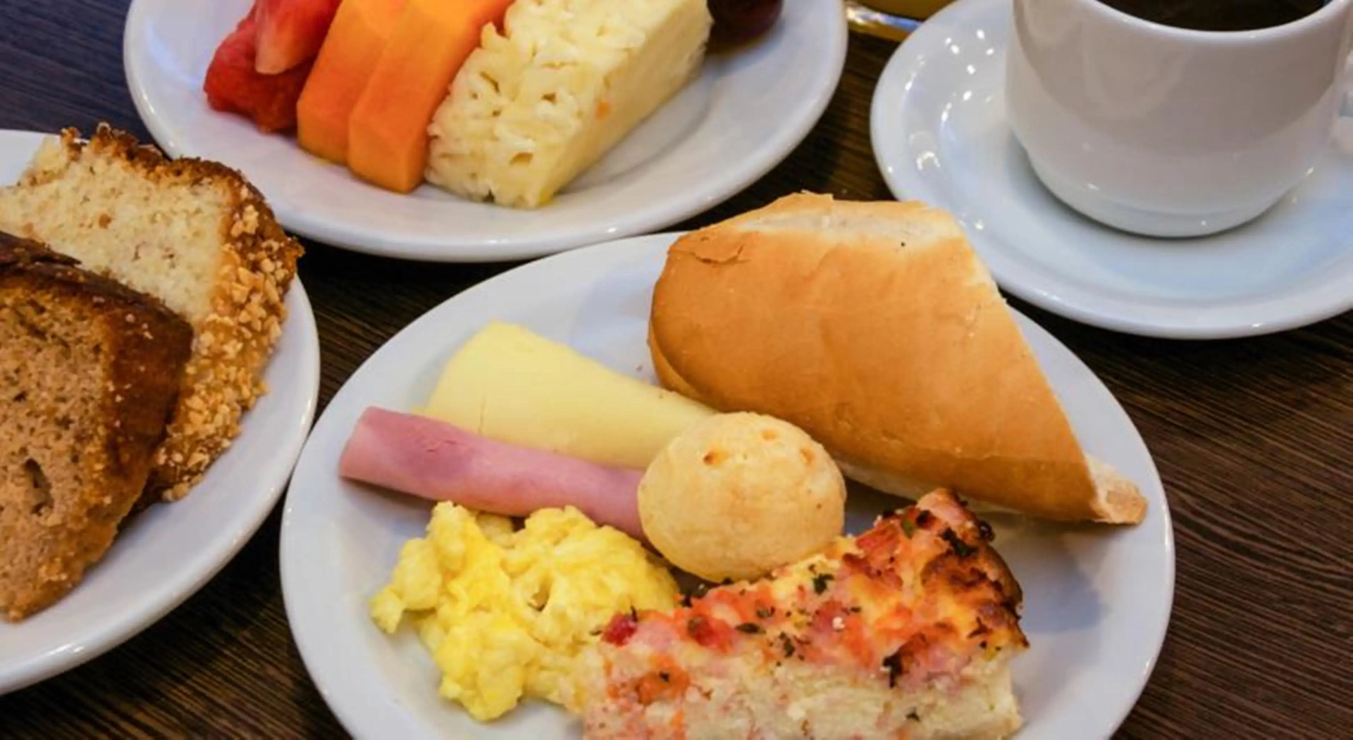 Photo - Bristol Centro Civico Curitiba