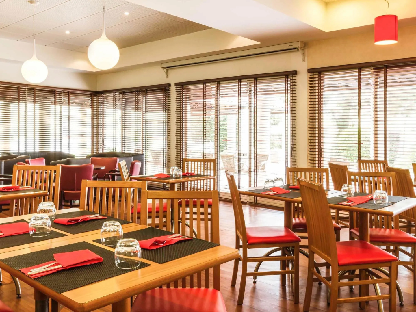 Photo - Hotel ibis Setubal