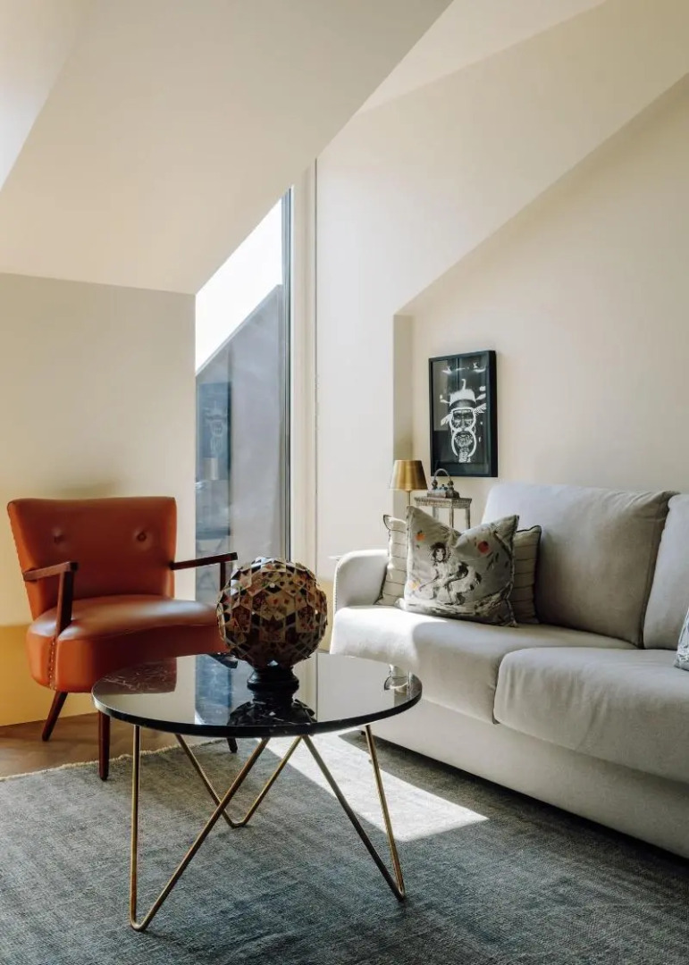 Foto - The Ivens, Autograph Collection