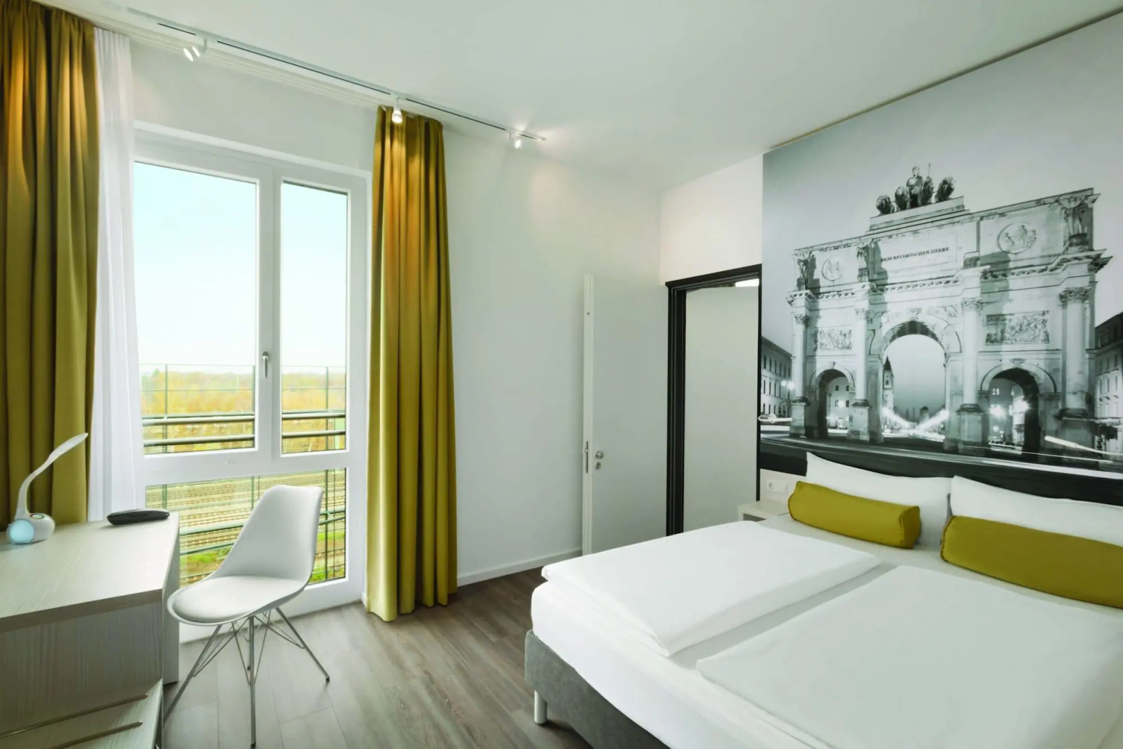 Photo - Premier Inn Hamburg City Berliner Tor