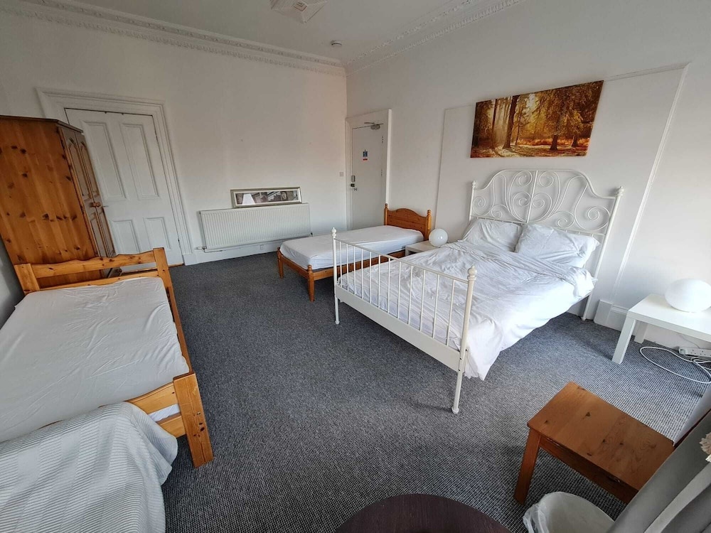 Williams Travel Hotel Edinburgh