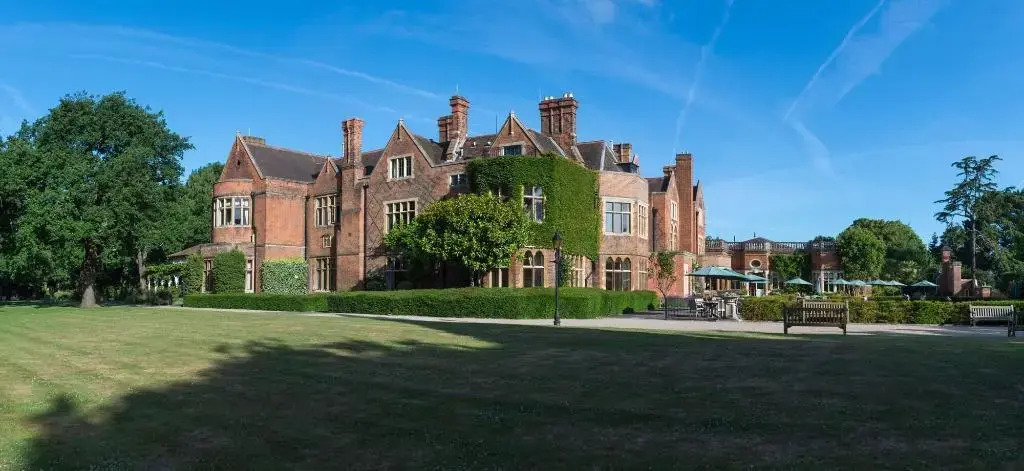 Photo - Warren House Hotel