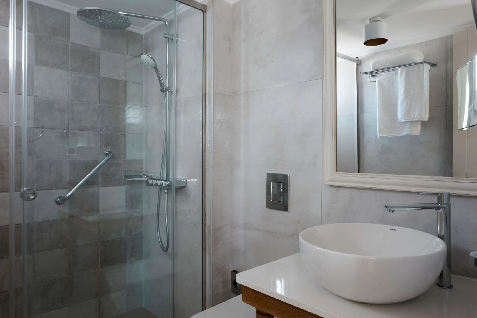 Foto - Sea Breeze Santorini Beach Resort, Curio Collection Hilton