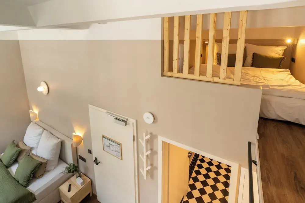 Photo - The Charming by Curt Suites