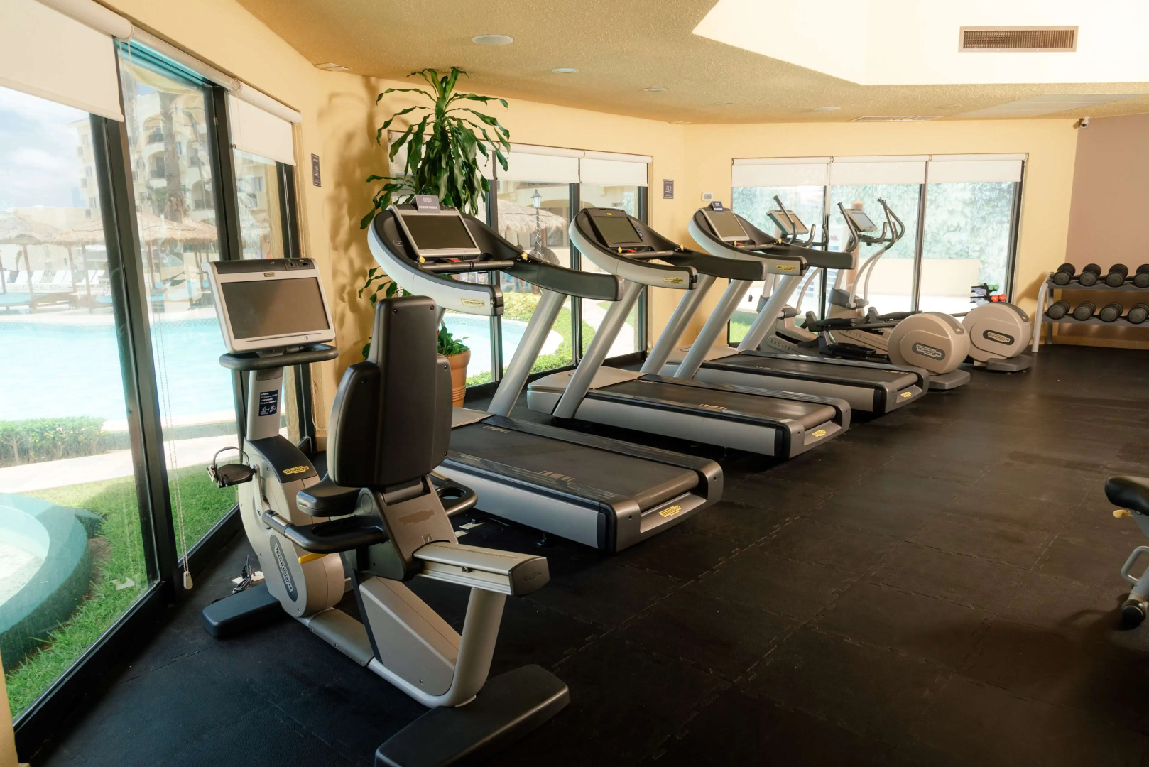 Photo - Emporio Cancun - Buy All Inclusive Option