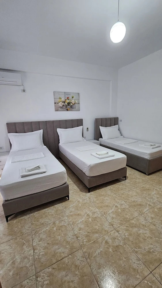 Photo - Vila Malo
