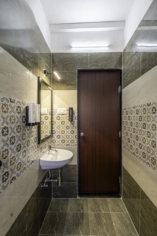 Foto - StayBird - Divine Suites, Business Hotel, Kharadi