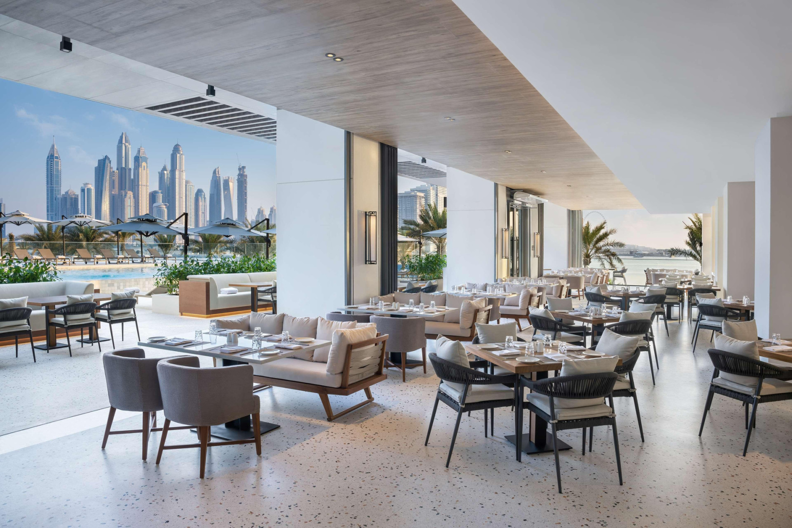 Photo - Radisson Beach Resort Palm Jumeirah