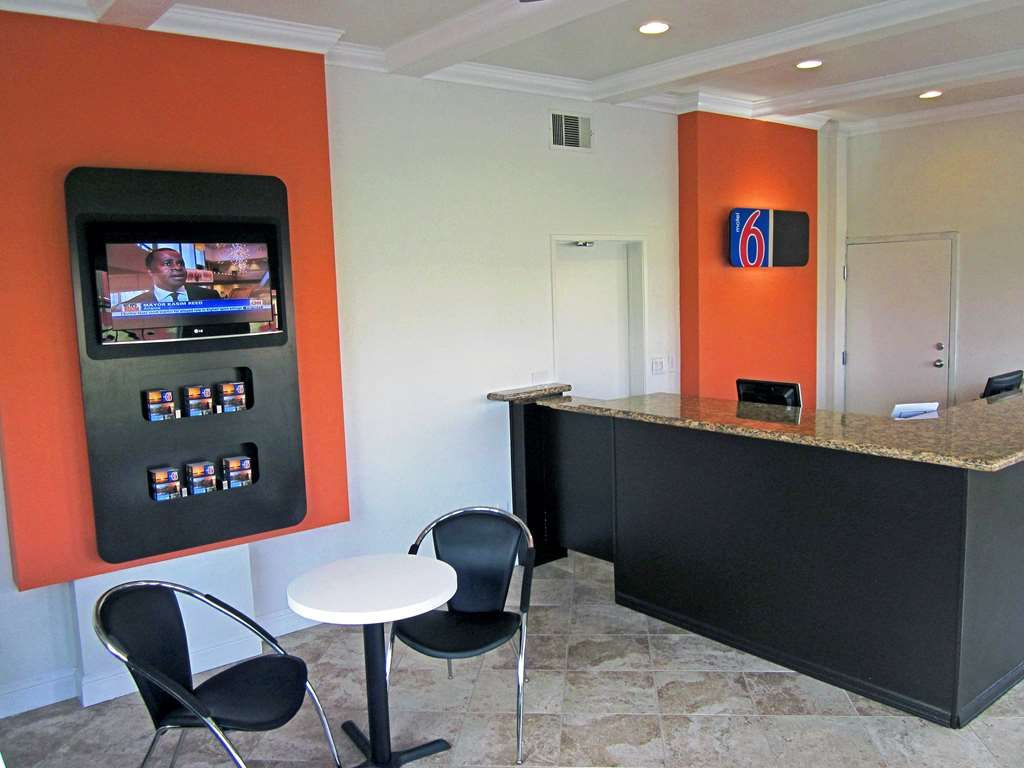 Foto - Motel 6 Anaheim, CA