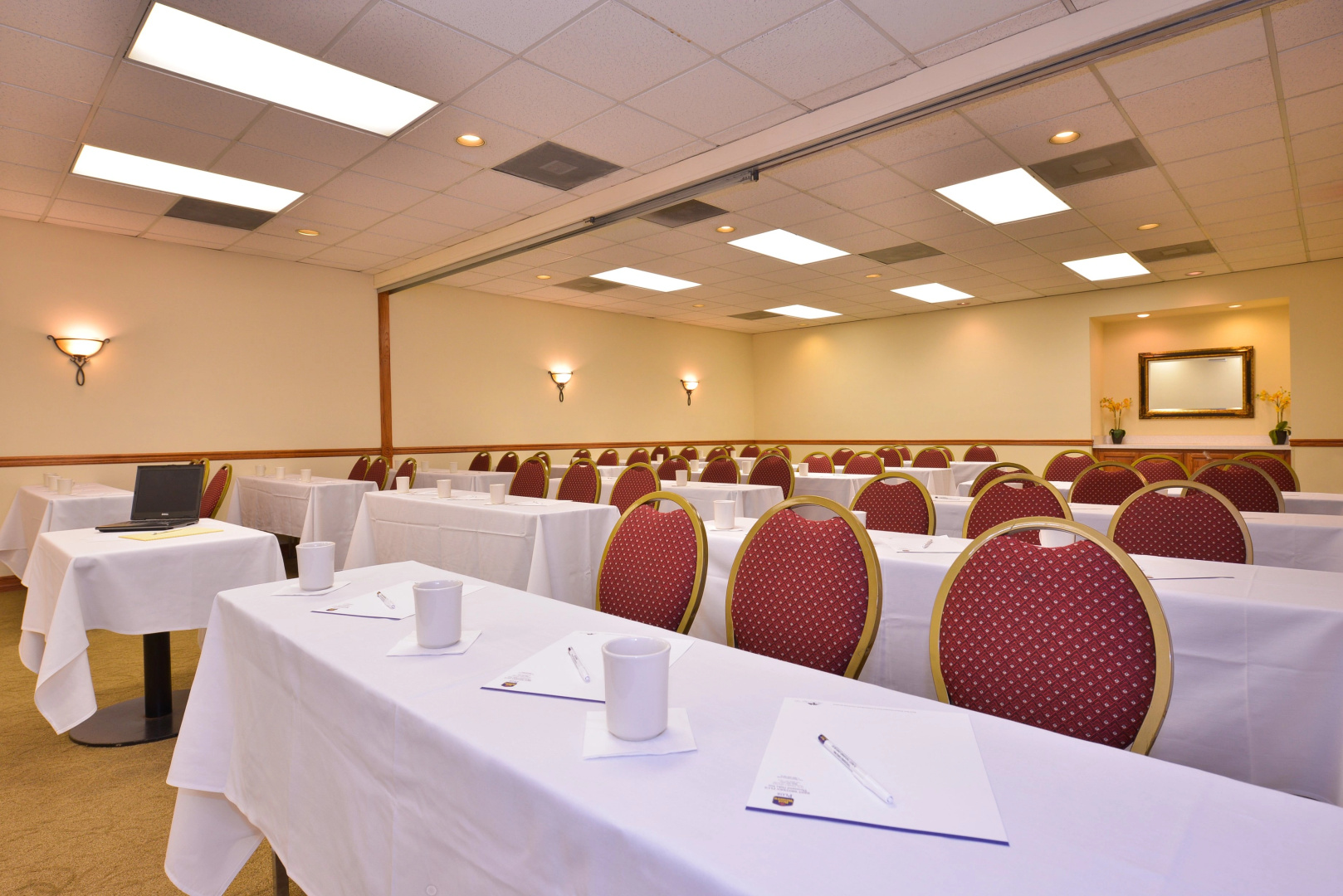 Photo - Best Western Plus Thousand Oaks Inn