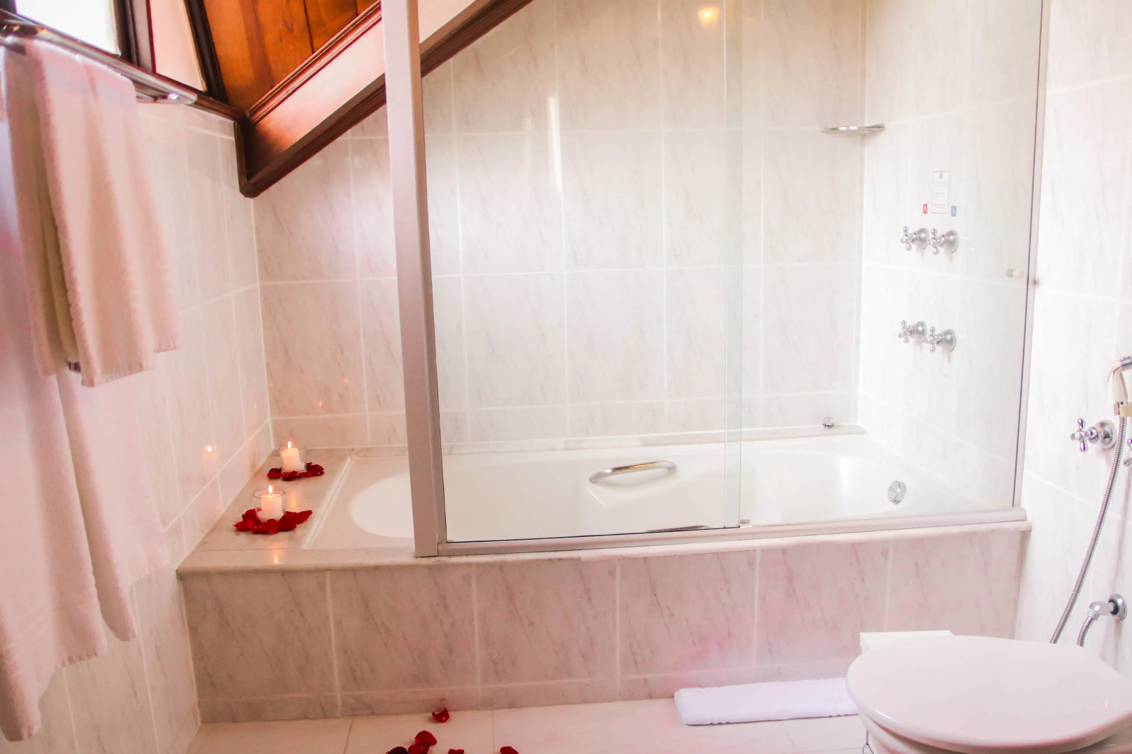 Photo - Johnscher by SJ - San Juan Curitiba