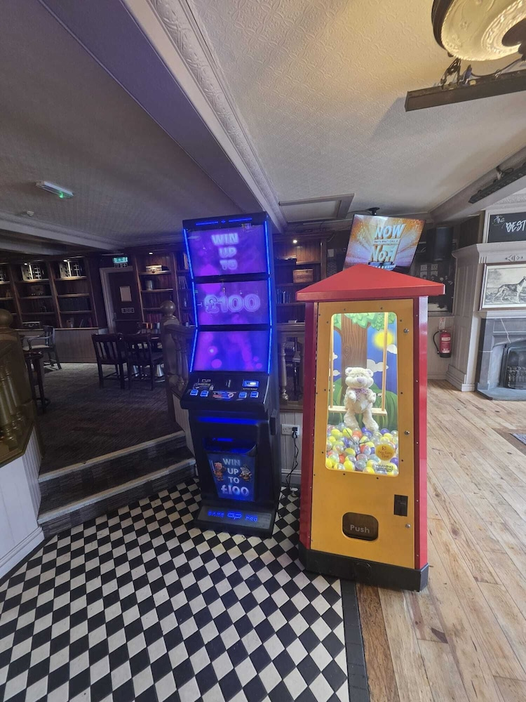 Photo - The Greyhound Hotel