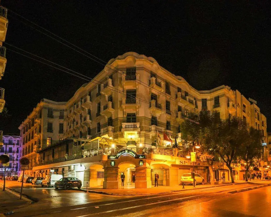 Foto - Majestic Hotel