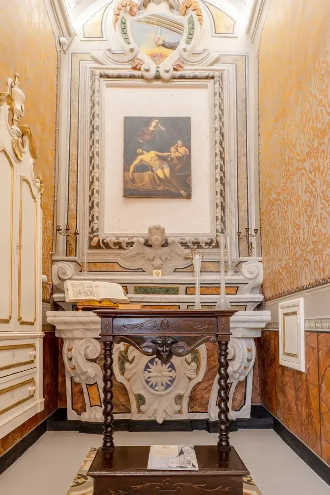 Photo - The Crown Palace - Gallipoli
