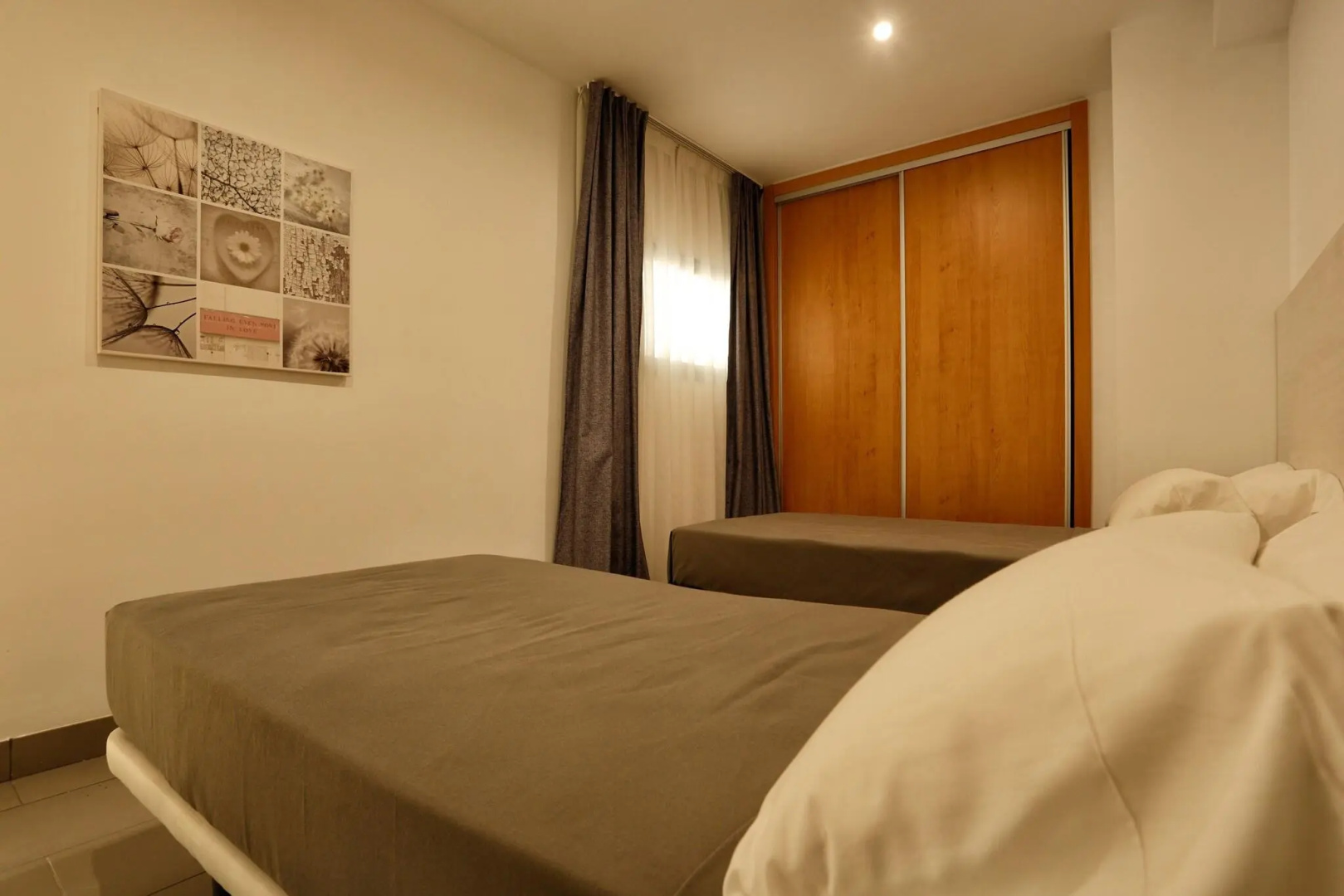 Photo - Pins Platja Apartments