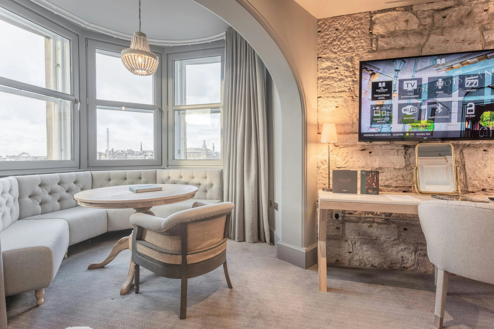 Photo - The Scotsman Hotel