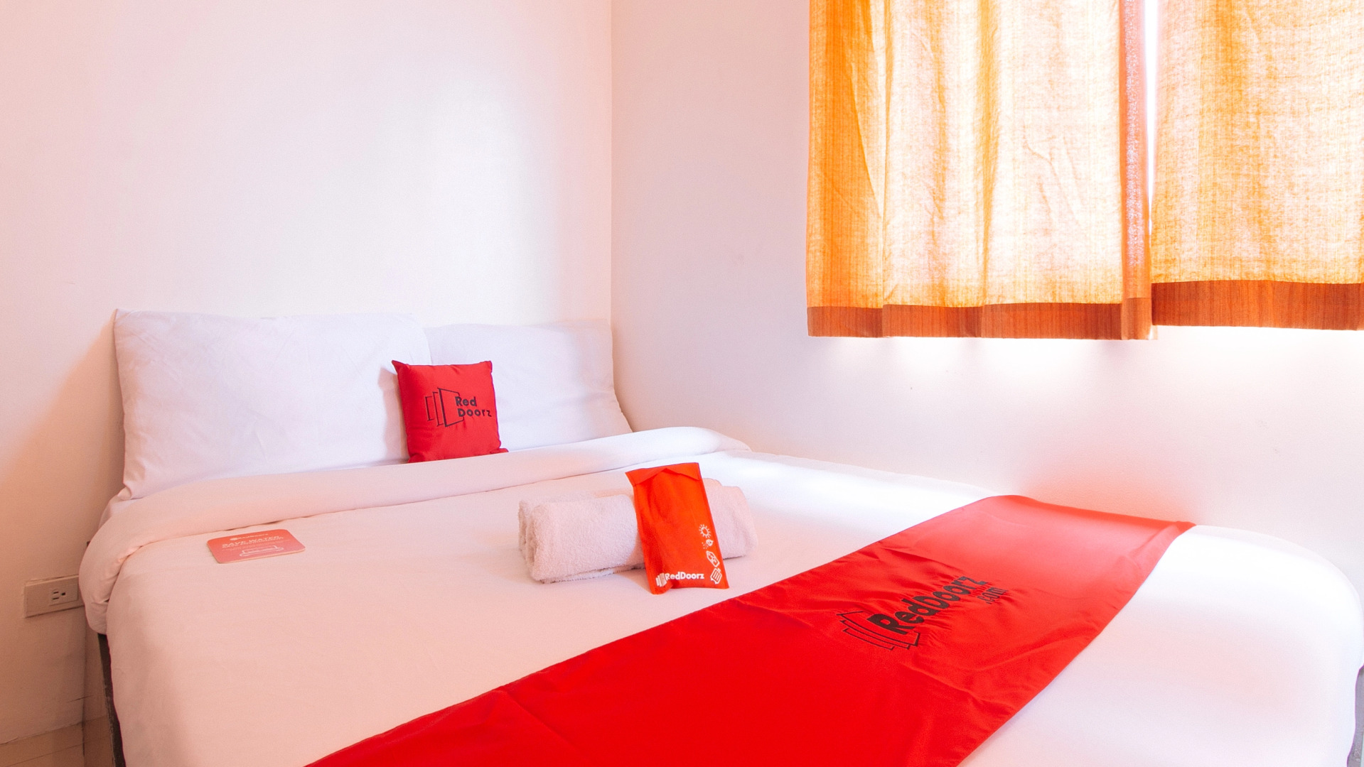 Foto - RedDoorz @ Jardin LRT Tayuman Manila