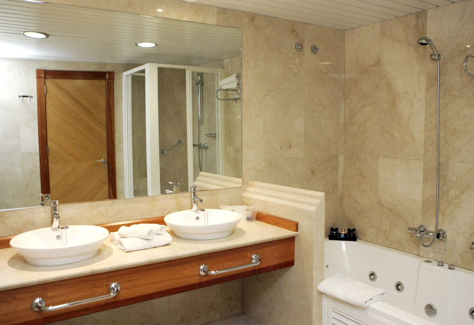 Foto - Hotel La Laguna Spa & Golf