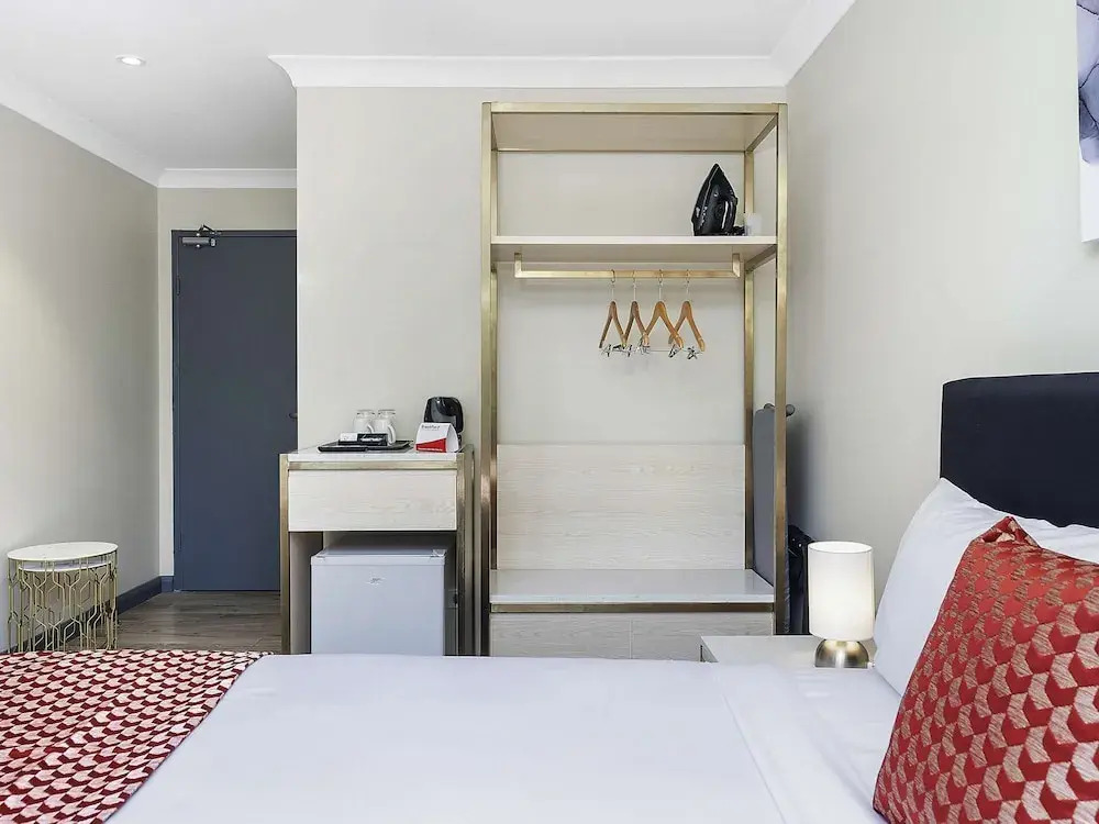 Photo - BreakFree on Broadway Sydney, an Accor Hotel