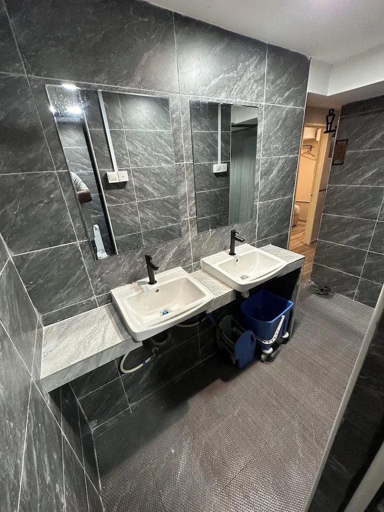 Foto - SS Grey House