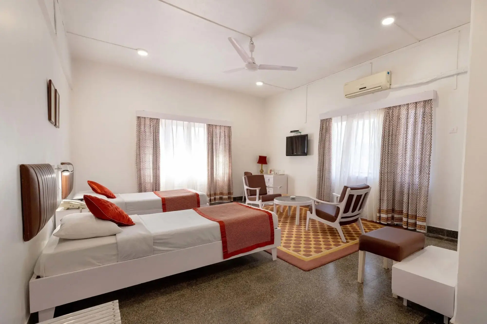Foto - West End Hotel Opp Bombay Hospital