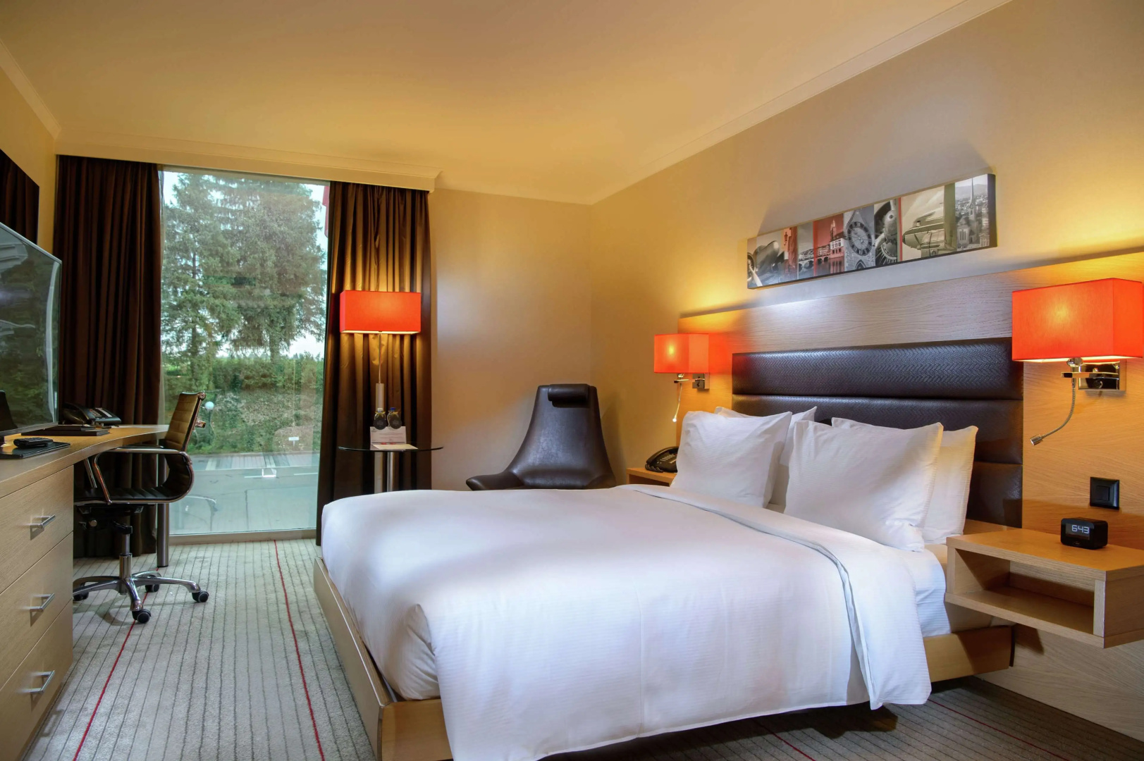Photo - Hilton Zurich Airport