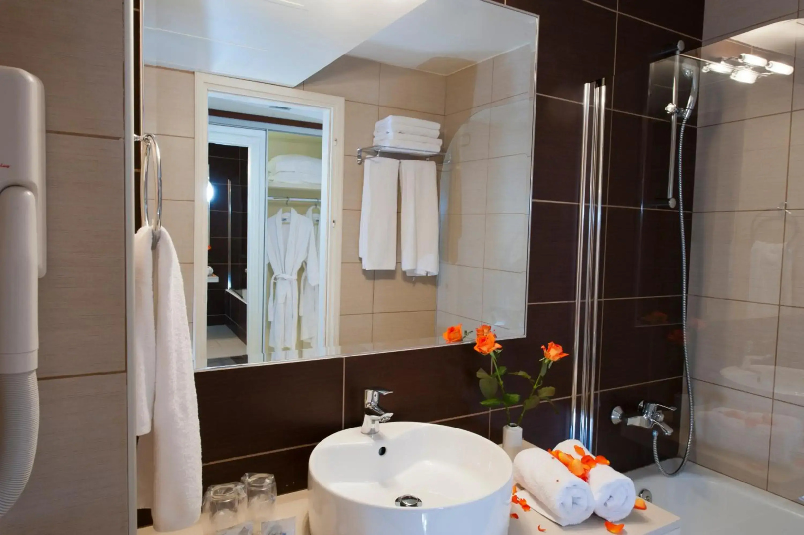 Foto - Grand Hotel Holiday Resort