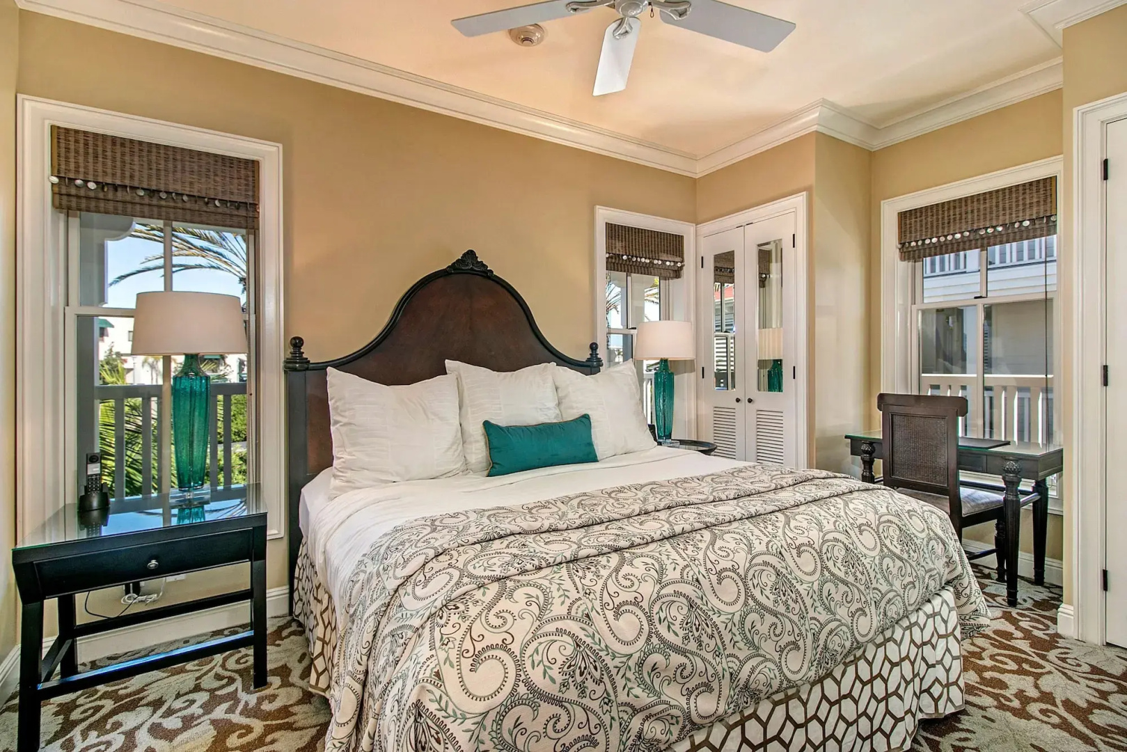 Photo - Beach Village at The Del, LXR Hotels & Resorts