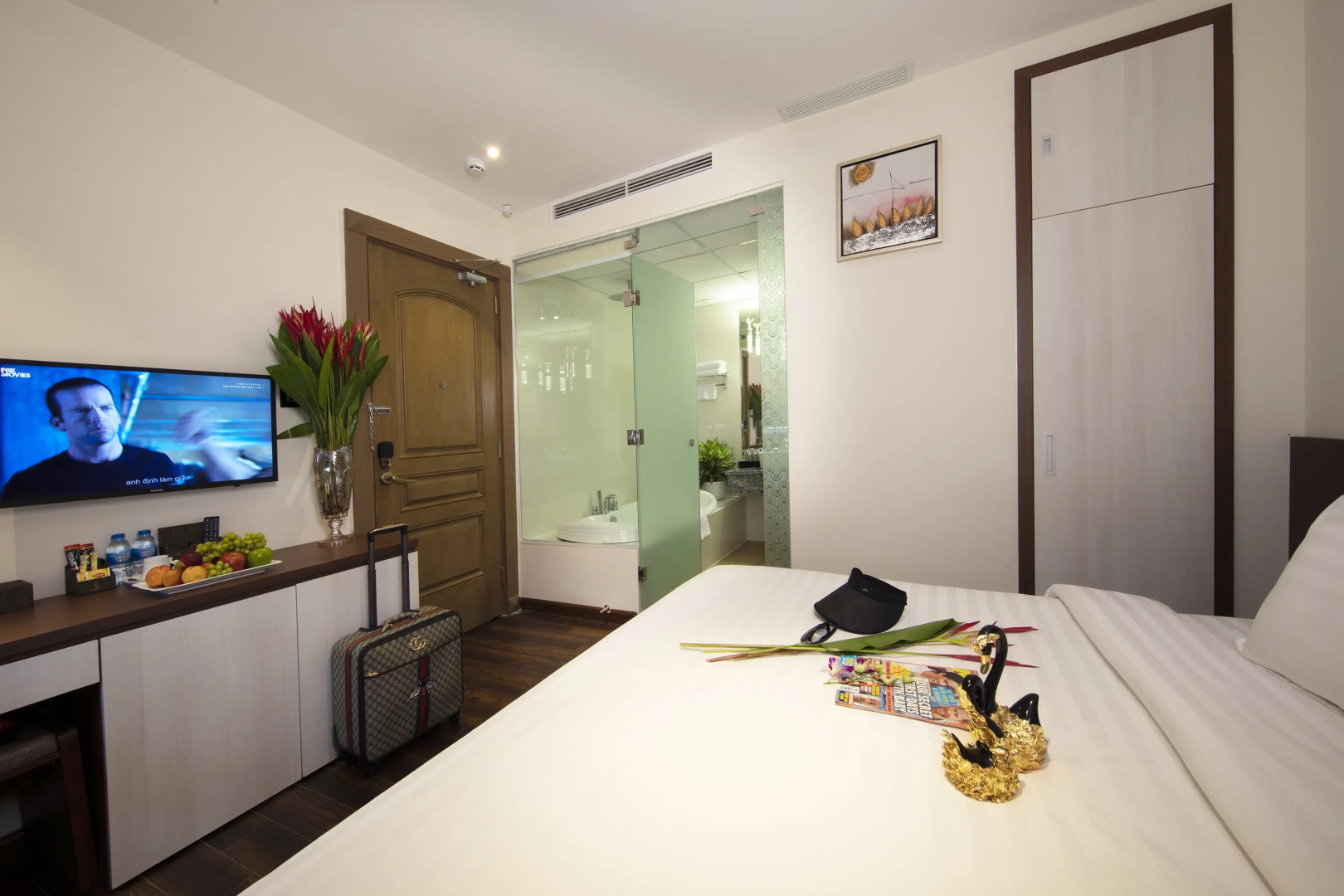 Photo - Diamond Hill Hotel