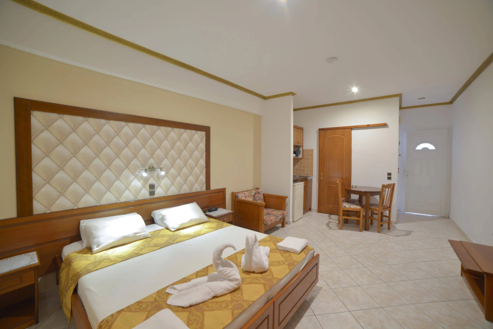 Photo - Angelina Hotel & Apartments