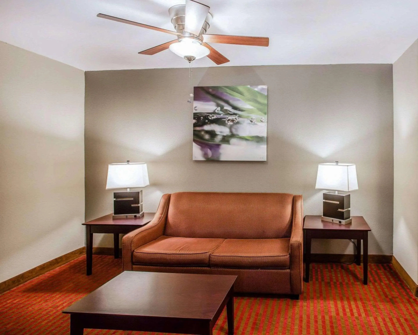 Photo - Quality Suites Nashville Airport