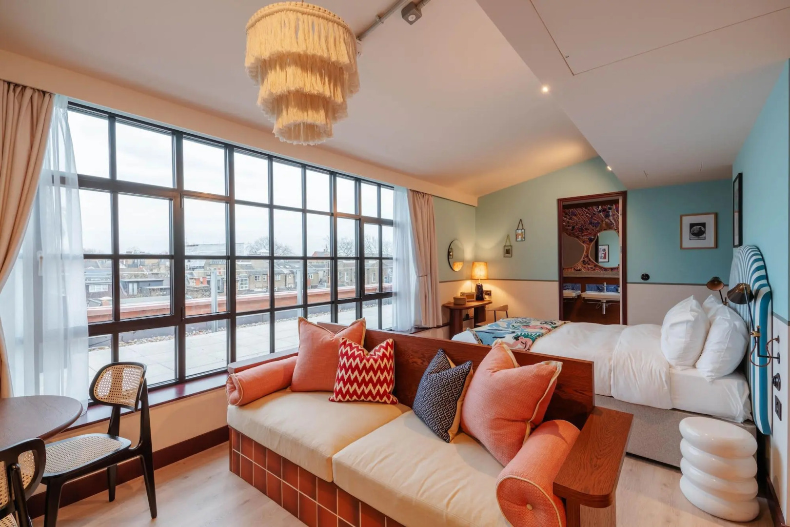 Photo - room2 London Chiswick Hometel